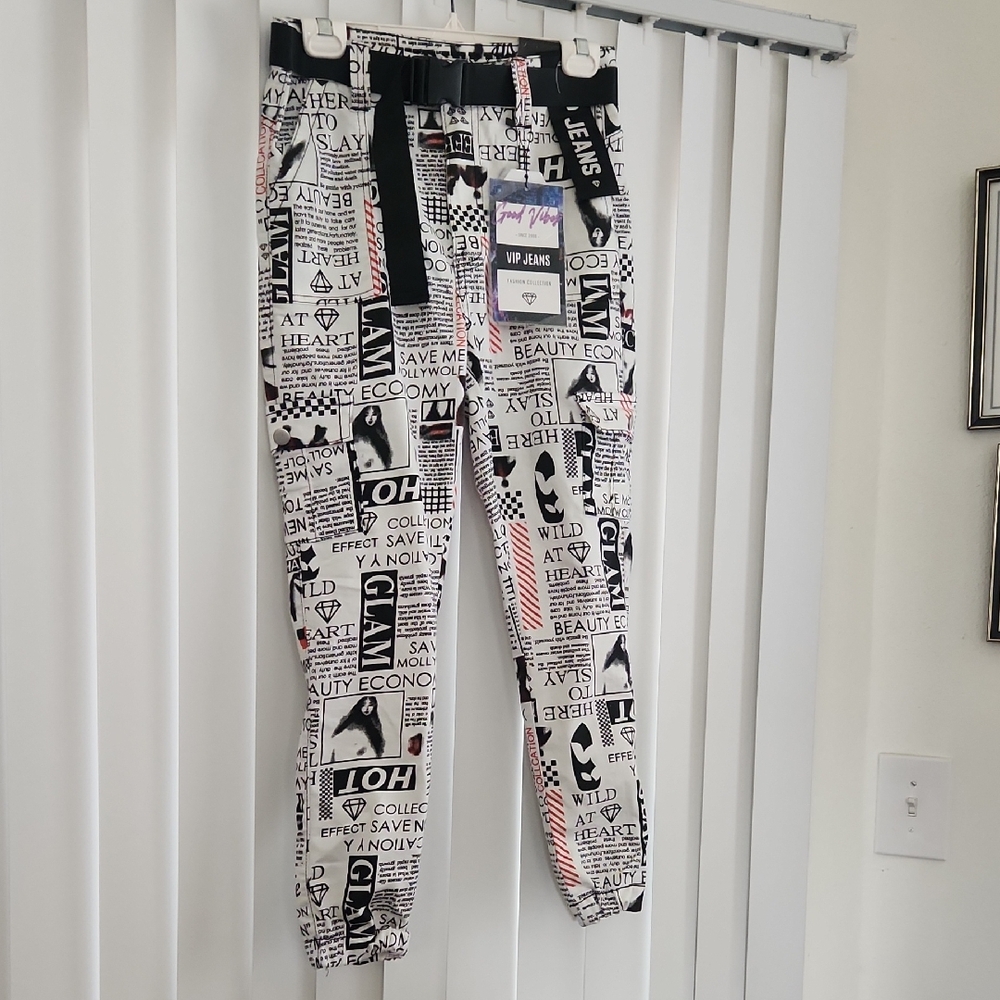 VIP Black and White Graphic Ankle Pants